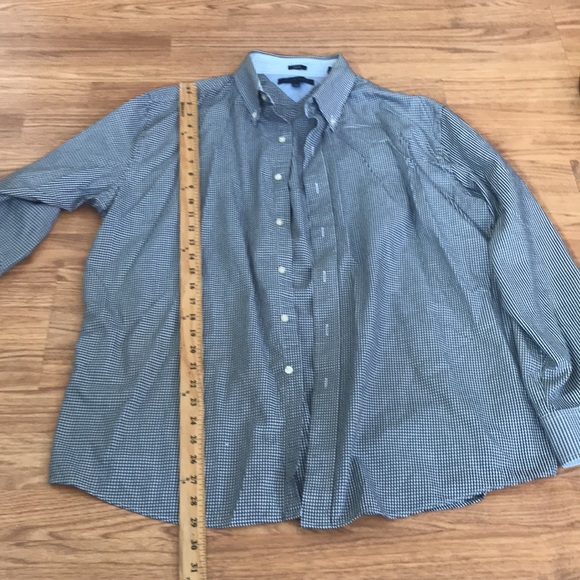 Tommy Hilfiger Slim Fit Button down Shirt Size 34-35 - Picture 3 of 5